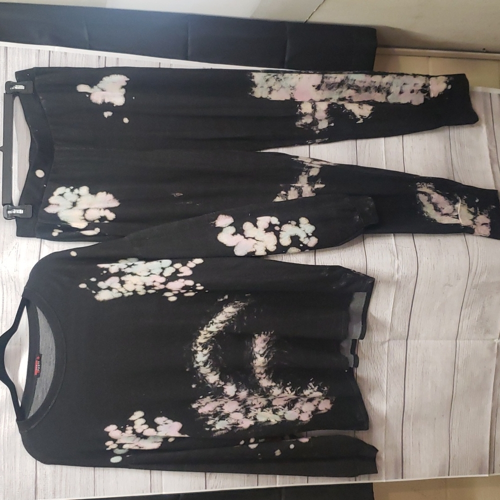 NWOT Womens Jogger Set
